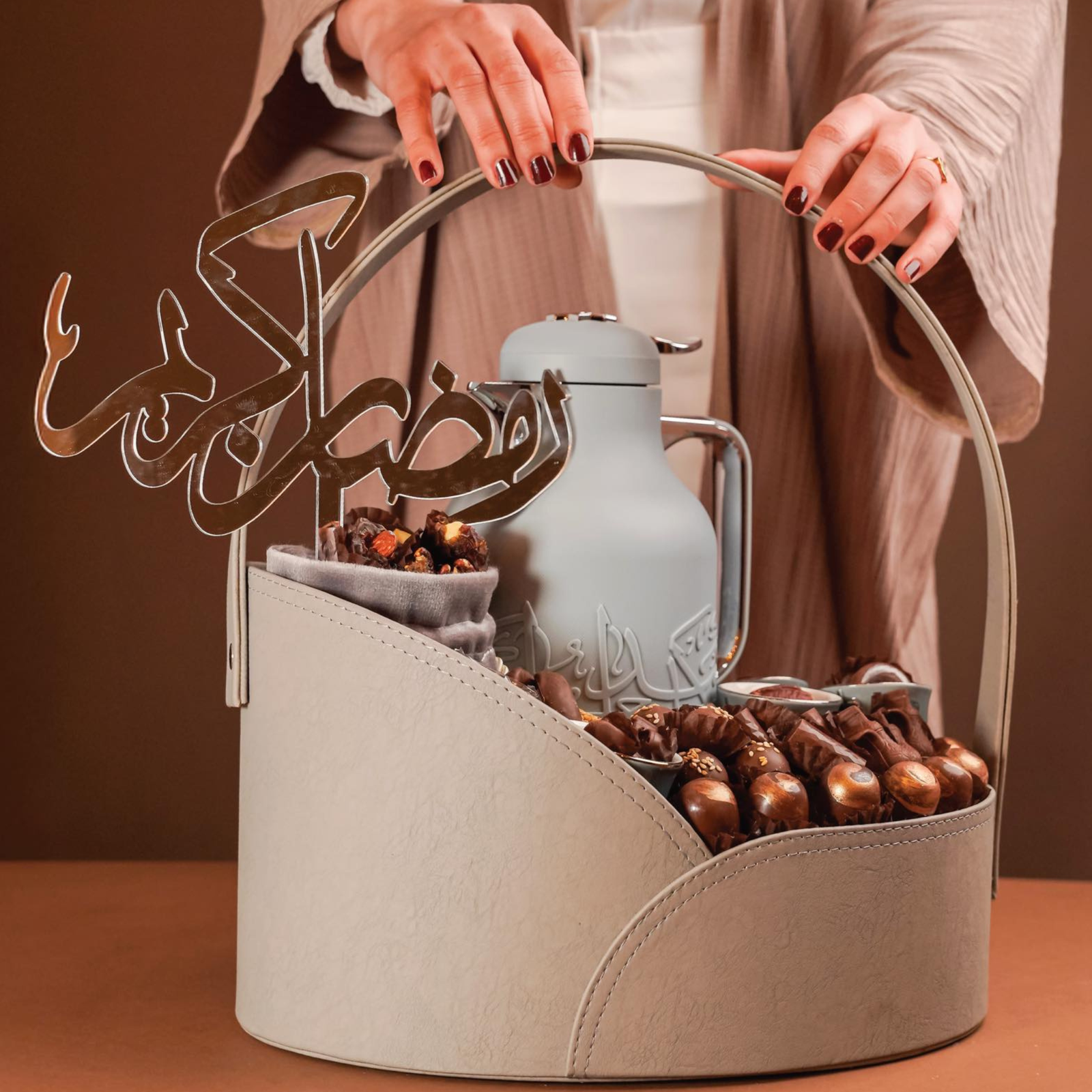 Midnight Crescent Ramadan Grand Box