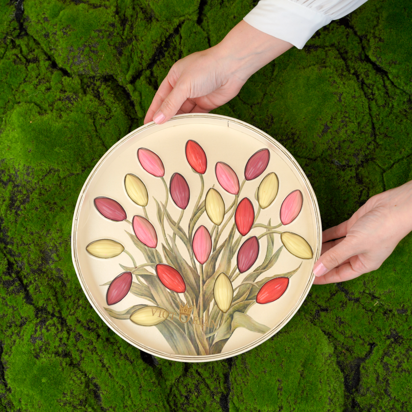 Mother’s Floral Heaven Chocolate Box - Image 2