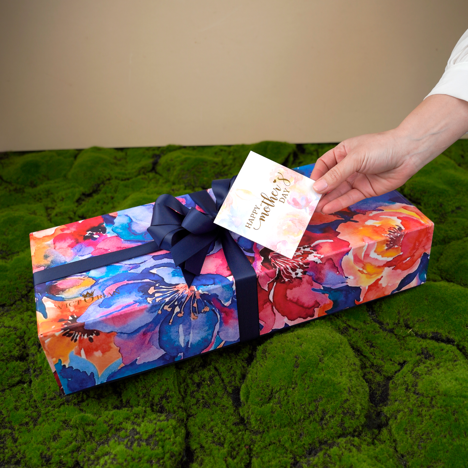 Acrylic Bloom Signature Box