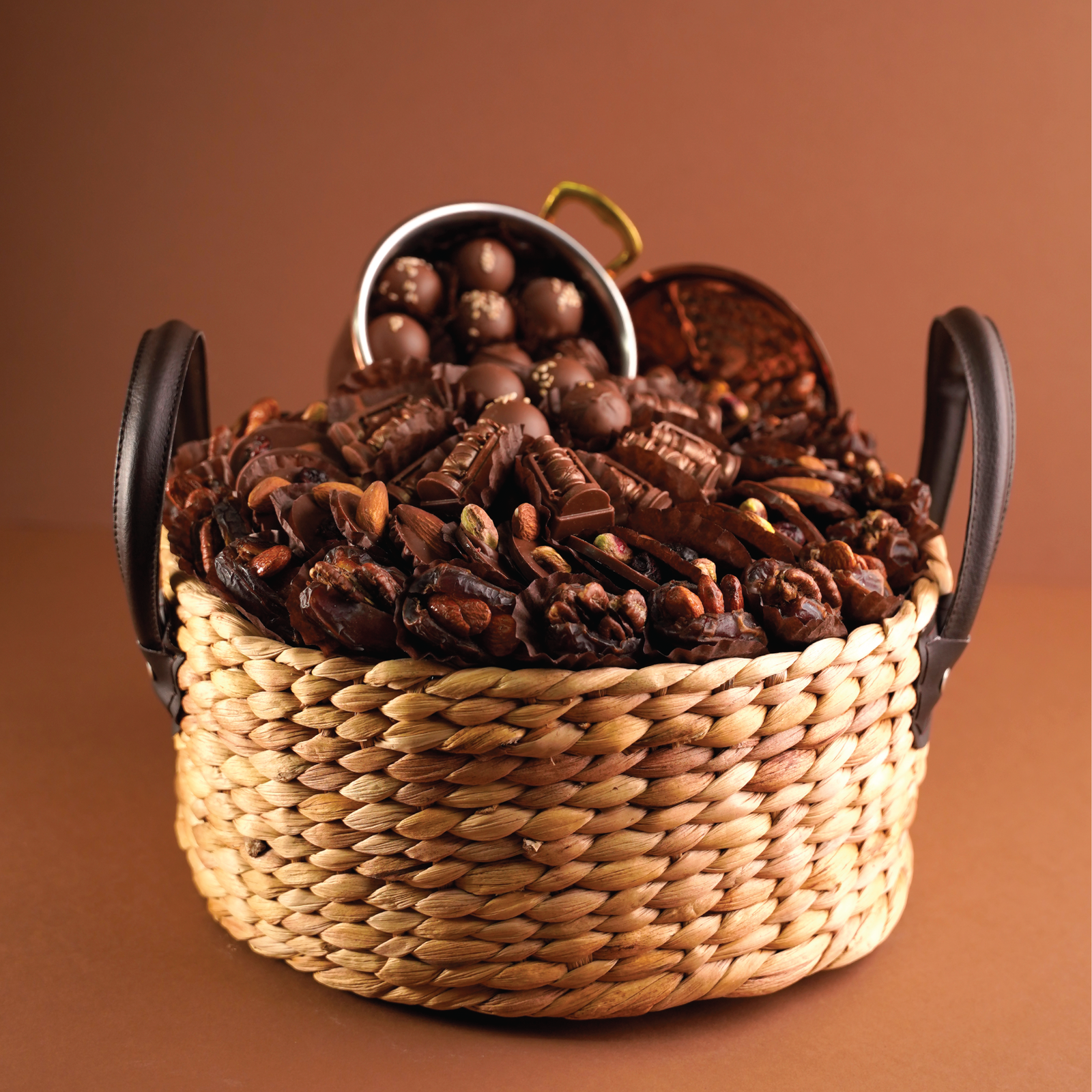 Noor Al Diyafa Chocolate Basket