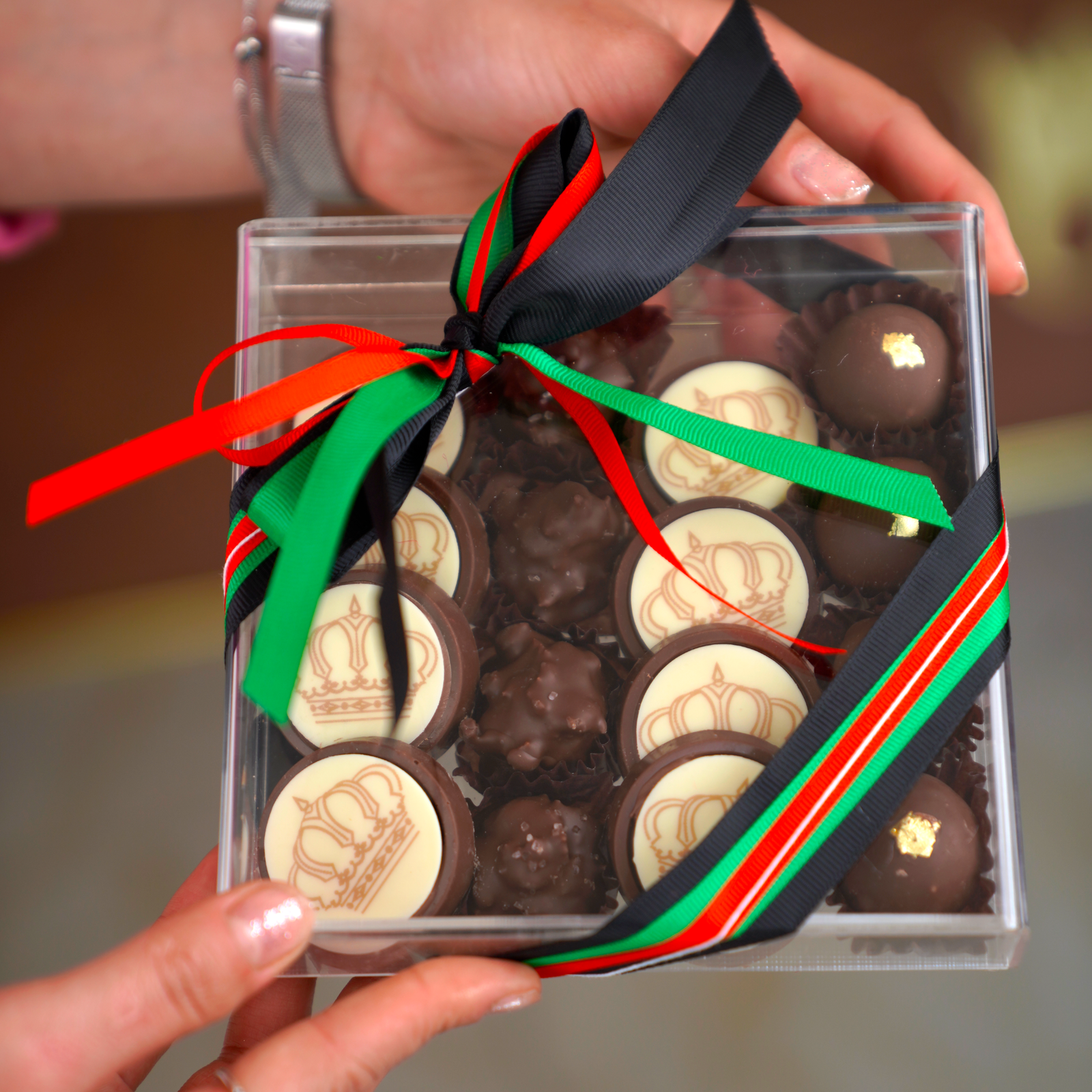 Crown of Independence Chocolate Box