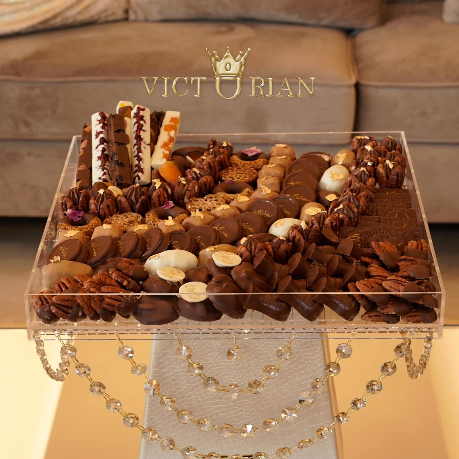 Victoria Lumière Chocolate Stand
