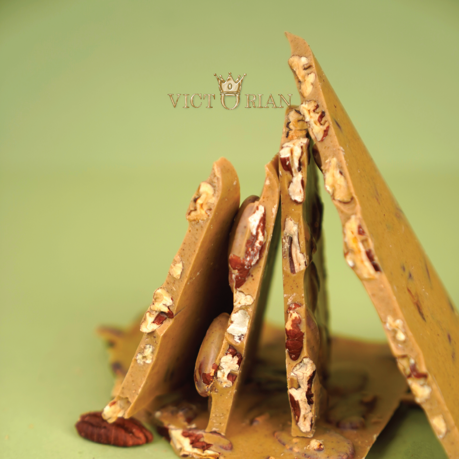 Golden Harvest Chocolate & Pecans Bark